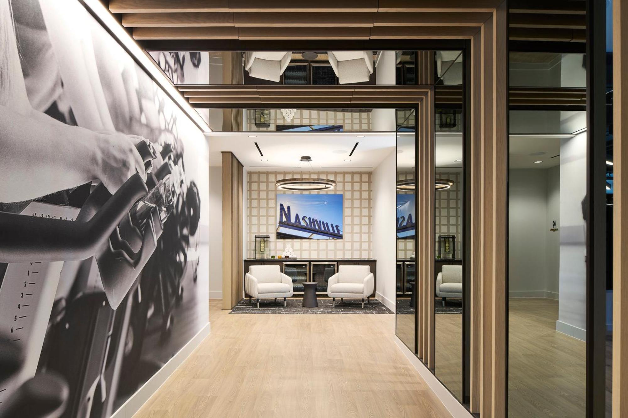 Loews Nashville Hotel At Vanderbilt Plaza Bagian luar foto