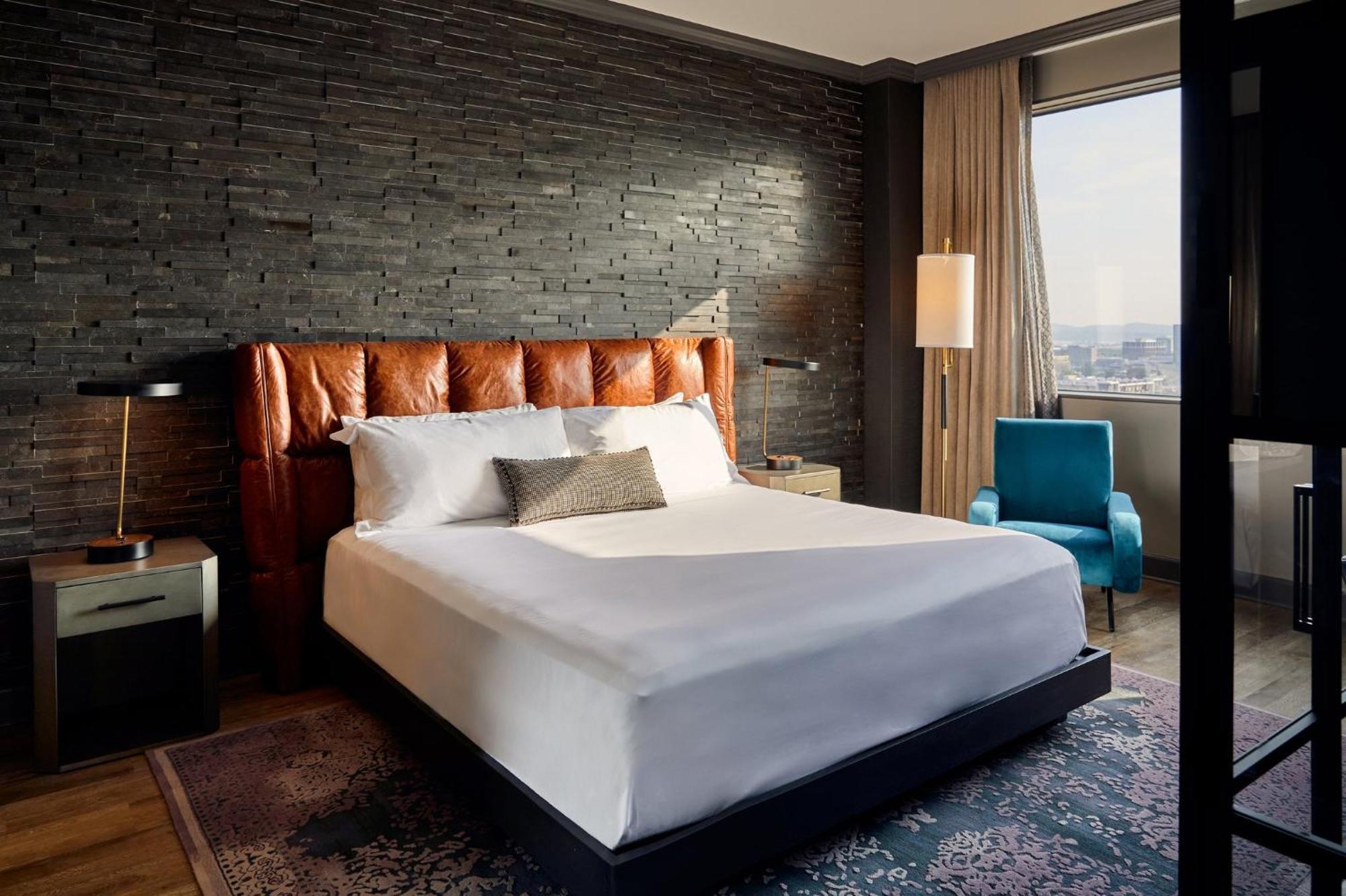 Loews Nashville Hotel At Vanderbilt Plaza Bagian luar foto